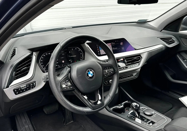BMW Seria 1 cena 104900 przebieg: 76100, rok produkcji 2020 z Koszalin małe 106